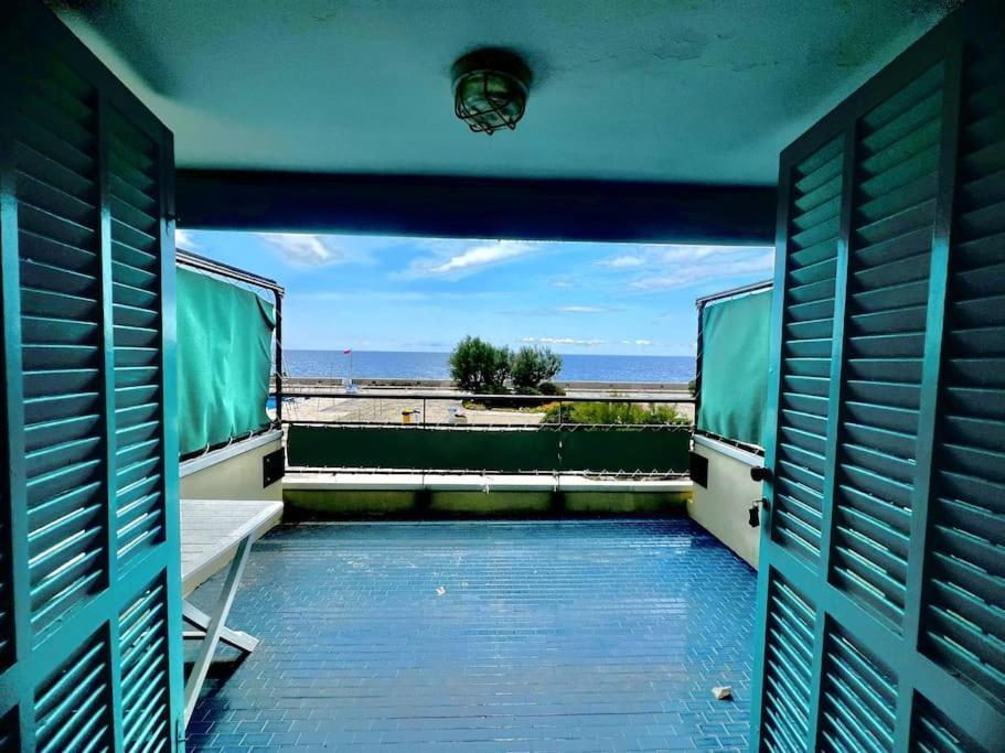 Suite Levante 56 - Fronte Mare Sanremo Ospedaletti Ngoại thất bức ảnh